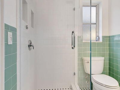 124 Sandal Lane, Palm Beach Shores, FL 33404