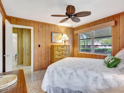 124 Sandal Lane, Palm Beach Shores, FL 33404