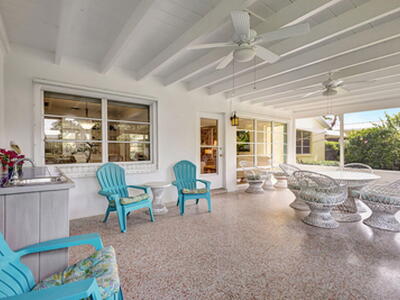 124 Sandal Lane, Palm Beach Shores, FL 33404