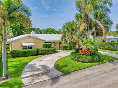124 Sandal Lane, Palm Beach Shores, FL 33404