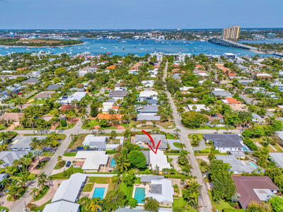 124 Sandal Lane, Palm Beach Shores, FL 33404