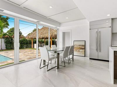 902 SW 27th Place, Boynton Beach, FL 33435