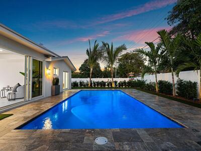 902 SW 27th Place, Boynton Beach, FL 33435