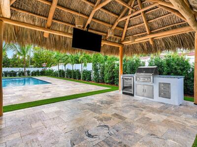 902 SW 27th Place, Boynton Beach, FL 33435