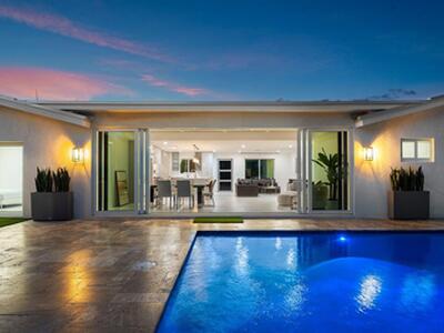 902 SW 27th Place, Boynton Beach, FL 33435