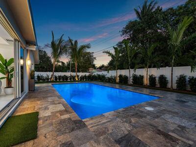 902 SW 27th Place, Boynton Beach, FL 33435