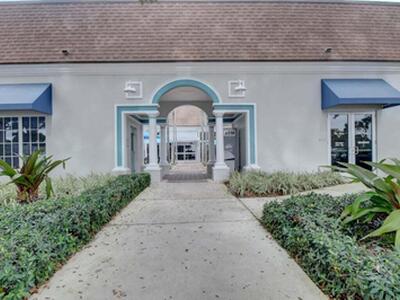 802 Burgundy Q, Delray Beach, FL 33484