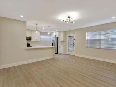 802 Burgundy Q, Delray Beach, FL 33484