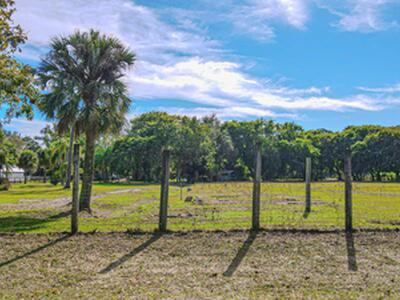 4852 Windmill Road, Loxahatchee, FL 33470