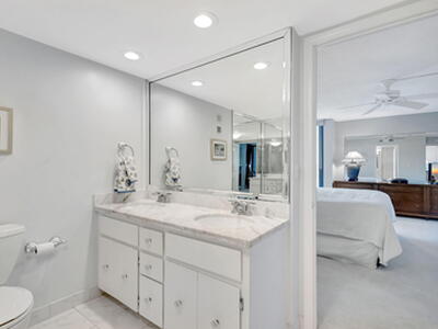 5550 N Ocean Drive, Singer Island, FL 33404