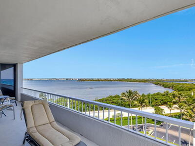 5550 N Ocean Drive, Singer Island, FL 33404