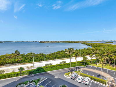 5550 N Ocean Drive, Singer Island, FL 33404