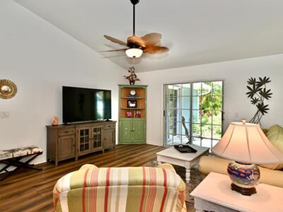 9460 Seagrape Drive, Vero Beach, FL 32963