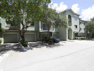 360 Crestwood Circle