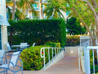 350 N Federal Highway S, Boynton Beach, FL 33435