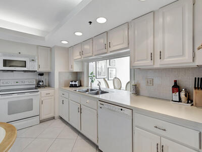 4740 S Ocean Boulevard, Highland Beach, FL 33487