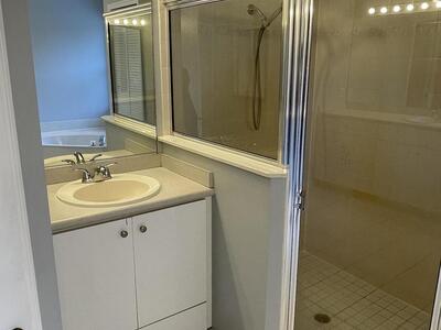 145 SW Hawthorne Circle, Port Saint Lucie, FL 34953