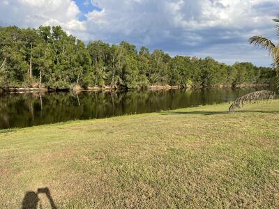 145 SW Hawthorne Circle, Port Saint Lucie, FL 34953