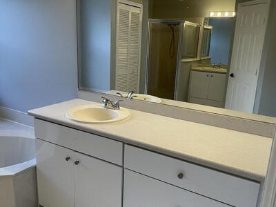 145 SW Hawthorne Circle, Port Saint Lucie, FL 34953