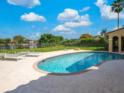 12715 Kingsway Road, Wellington, FL 33414