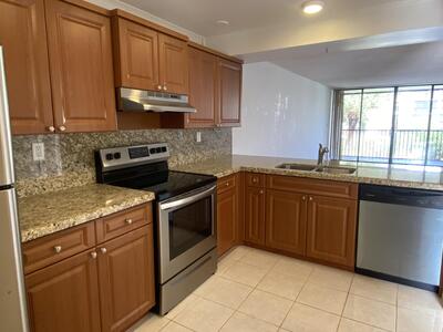 11 Royal Palm Way, Boca Raton, FL 33432