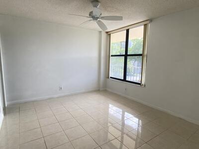 11 Royal Palm Way, Boca Raton, FL 33432