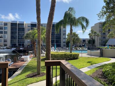 11 Royal Palm Way, Boca Raton, FL 33432