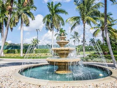 11 Royal Palm Way, Boca Raton, FL 33432