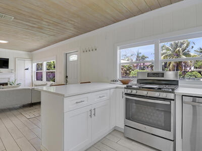 518 33rd Street, West Palm Beach, FL 33407