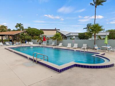 300 Waterway Drive Drive S, Lantana, FL 33462