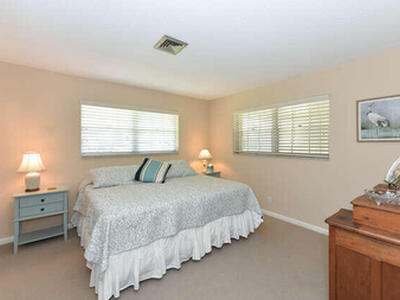 493 Forestview Drive, Atlantis, FL 33462