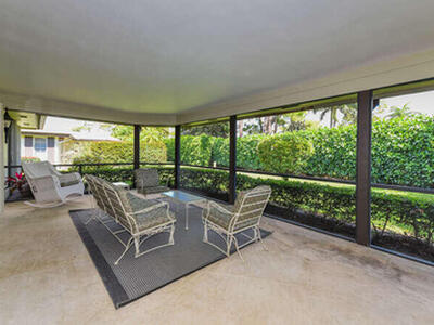 493 Forestview Drive, Atlantis, FL 33462