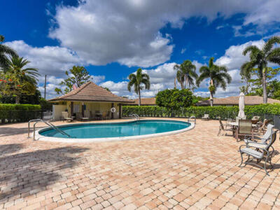 493 Forestview Drive, Atlantis, FL 33462