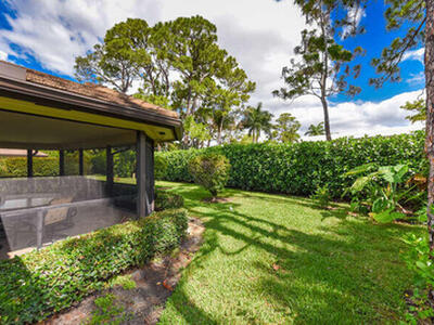 493 Forestview Drive, Atlantis, FL 33462