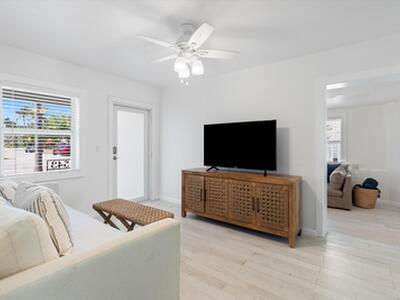 543 NE 3rd Avenue, Delray Beach, FL 33444