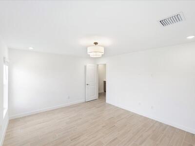 6331 NW Windwood Way, Port Saint Lucie, FL 34987