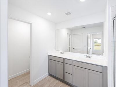 6331 NW Windwood Way, Port Saint Lucie, FL 34987