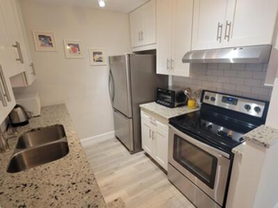 131 Doolen Court, North Palm Beach, FL 33408