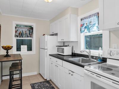 909 N Palmway, Lake Worth Beach, FL 33460