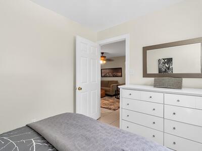 909 N Palmway, Lake Worth Beach, FL 33460