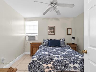 909 N Palmway, Lake Worth Beach, FL 33460