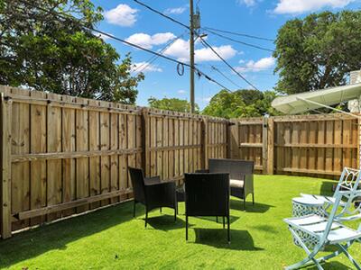 909 N Palmway, Lake Worth Beach, FL 33460