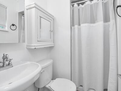 909 N Palmway, Lake Worth Beach, FL 33460