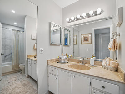 137 Piedmont C, Delray Beach, FL 33484