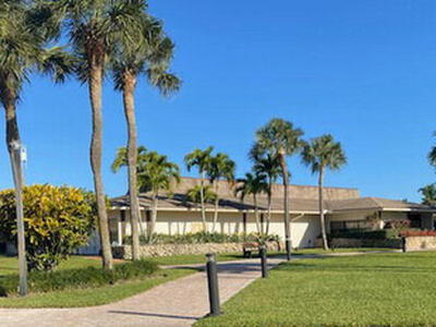 5085 Bottlebrush Street, Delray Beach, FL 33484