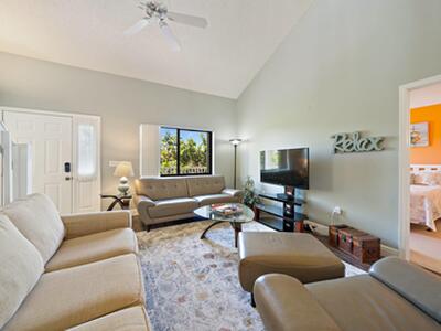 860 Bella Vista Court S, Jupiter, FL 33477