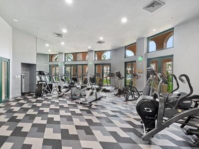 100 SE 5th Ph17 Avenue SE, Boca Raton, FL 33432