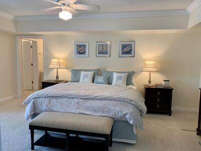100 SE 5th Ph17 Avenue SE, Boca Raton, FL 33432