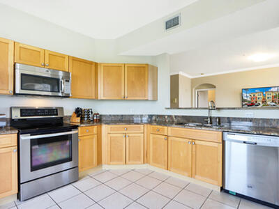 11021 Legacy Lane, Palm Beach Gardens, FL 33410
