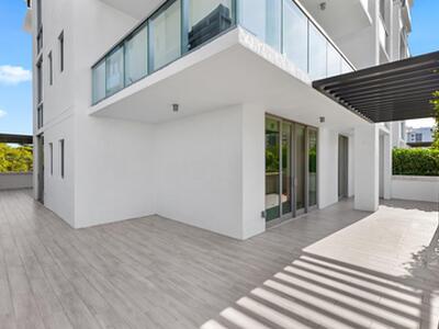 475 E Royal Palm Road, Boca Raton, FL 33432